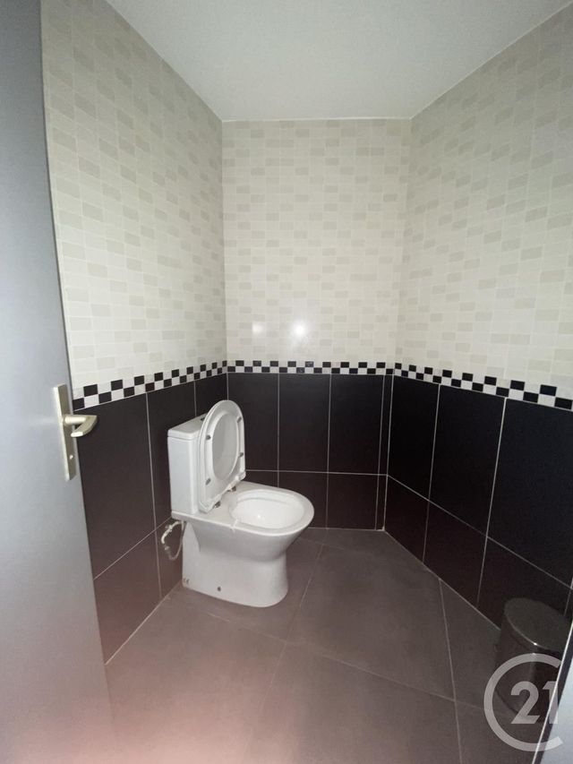 Maison à vendre - 1 pièce - 160 m2 - Evry - 91 - ILE-DE-FRANCE