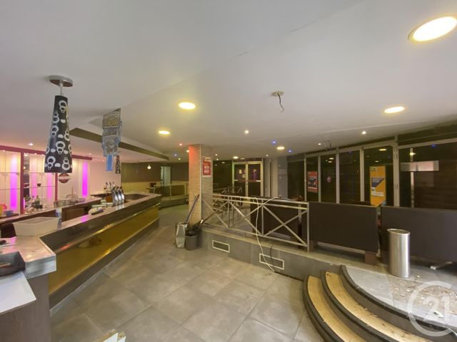 Maison à vendre - 1 pièce - 160 m2 - Evry - 91 - ILE-DE-FRANCE