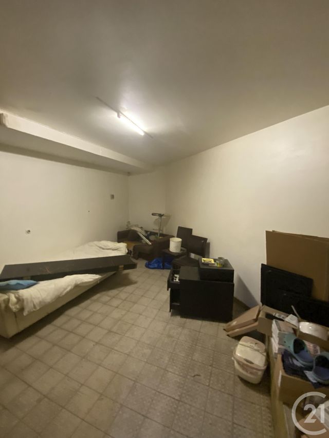 Maison à vendre - 1 pièce - 160 m2 - Evry - 91 - ILE-DE-FRANCE