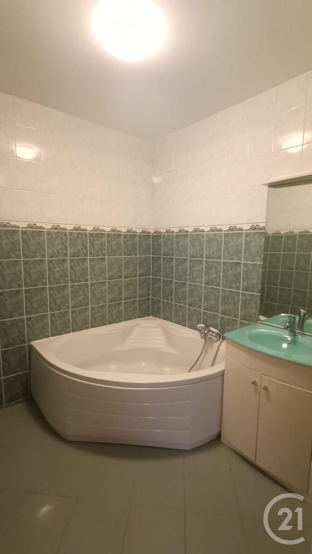 Appartement F3 à vendre - 3 pièces - 84,45 m2 - Ris Orangis - 91 - ILE-DE-FRANCE