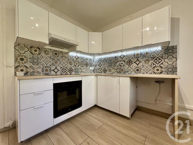 Appartement F4 à louer - 4 pièces - 72,95 m2 - Evry - 91 - ILE-DE-FRANCE