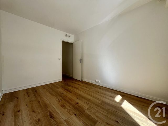 Appartement F4 à louer - 4 pièces - 72,95 m2 - Evry - 91 - ILE-DE-FRANCE