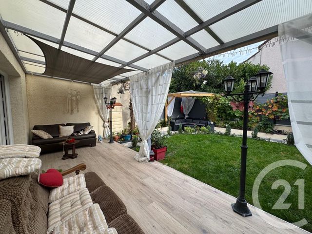 Maison à vendre - 6 pièces - 74,99 m2 - Evry Courcouronnes - 91 - ILE-DE-FRANCE