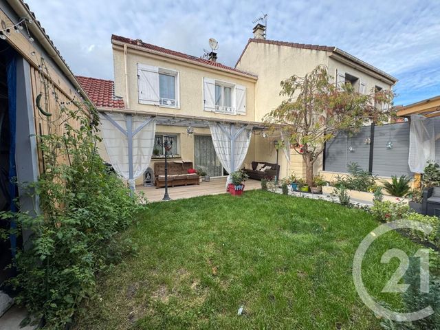 Maison à vendre - 6 pièces - 74,99 m2 - Evry Courcouronnes - 91 - ILE-DE-FRANCE