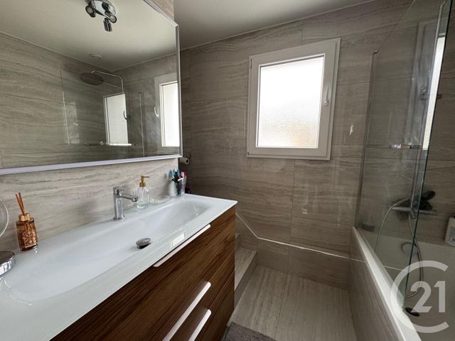 Maison à vendre - 6 pièces - 74,99 m2 - Evry Courcouronnes - 91 - ILE-DE-FRANCE