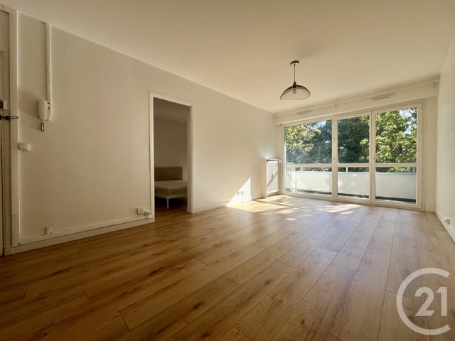 Appartement F4 à vendre - 4 pièces - 72,95 m2 - Evry - 91 - ILE-DE-FRANCE