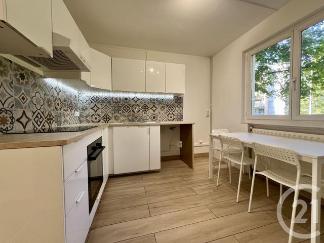 Appartement F4 à vendre - 4 pièces - 72,95 m2 - Evry - 91 - ILE-DE-FRANCE