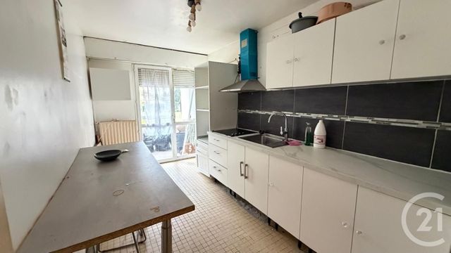 Appartement F4 à vendre - 4 pièces - 77,87 m2 - Evry - 91 - ILE-DE-FRANCE