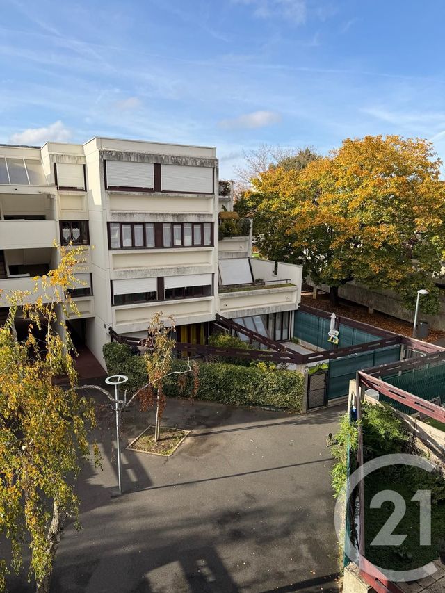 Appartement à vendre - 4 pièces - 89,35 m2 - Evry - 91 - ILE-DE-FRANCE