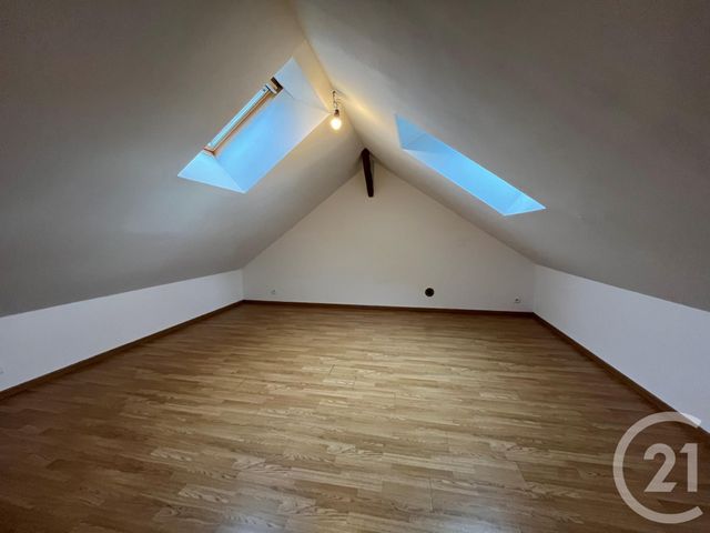 Maison à vendre - 5 pièces - 115 m2 - Gondreville - 45 - CENTRE