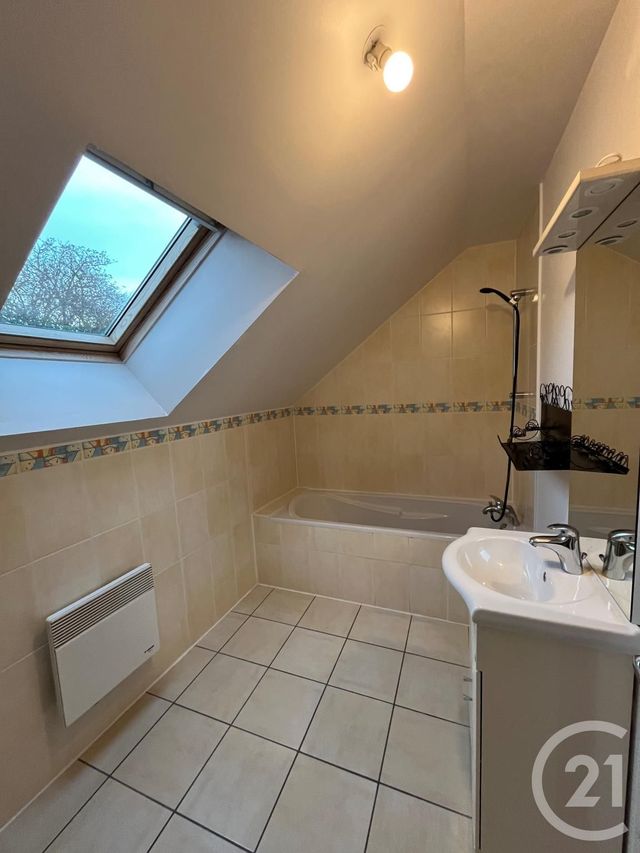 Maison à vendre - 5 pièces - 115 m2 - Gondreville - 45 - CENTRE