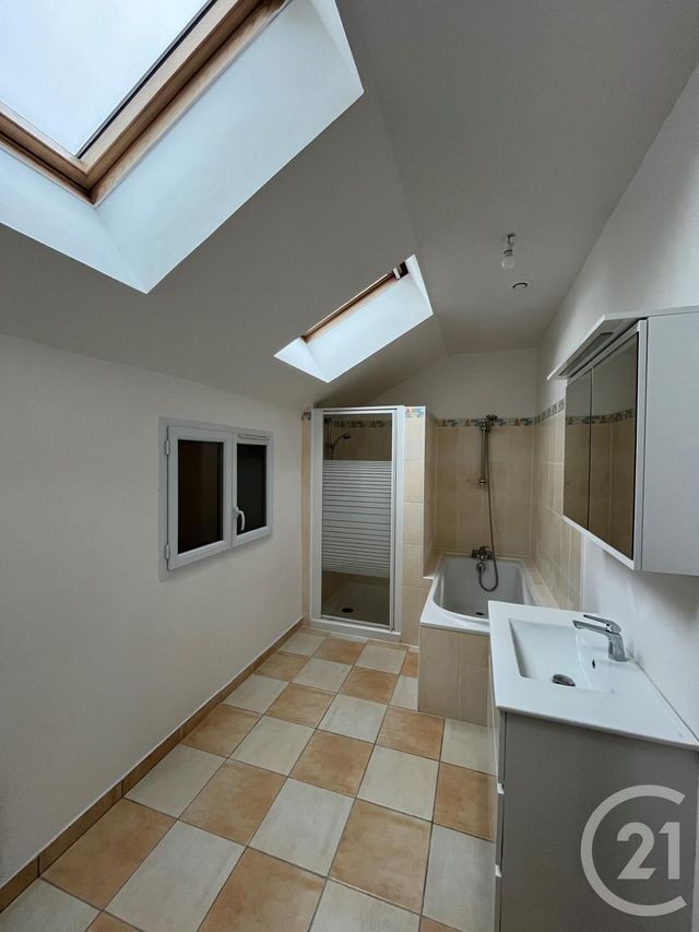 Maison à vendre - 5 pièces - 115 m2 - Gondreville - 45 - CENTRE