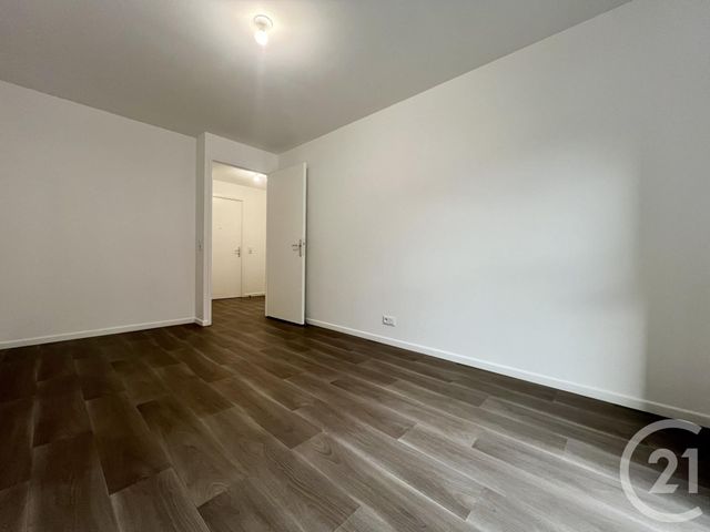 Appartement F3 à louer - 3 pièces - 64,74 m2 - Evry - 91 - ILE-DE-FRANCE