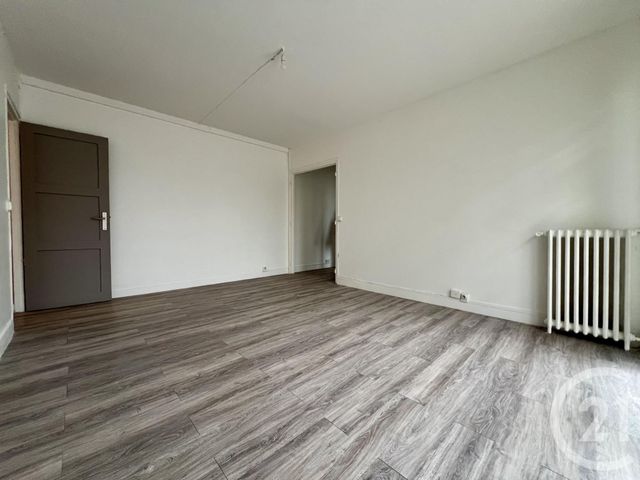 Appartement F3 à louer - 3 pièces - 64,44 m2 - Ris Orangis - 91 - ILE-DE-FRANCE