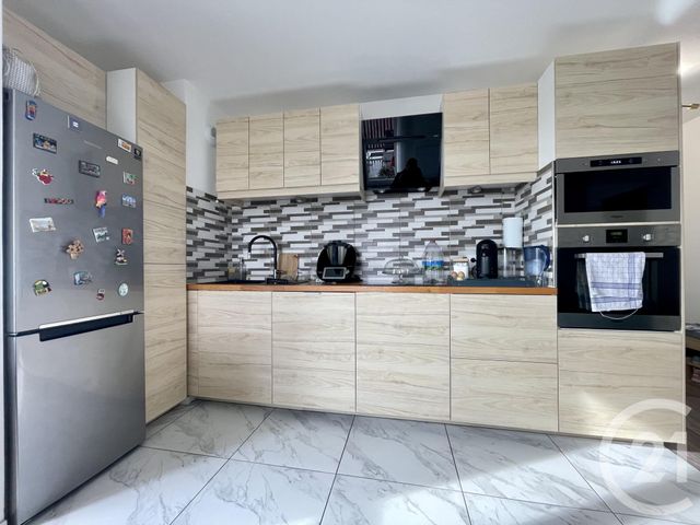 Appartement F3 à louer - 3 pièces - 64,43 m2 - Evry - 91 - ILE-DE-FRANCE