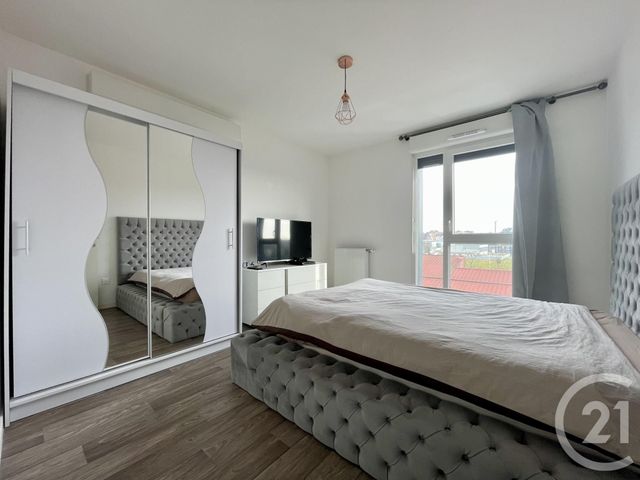 Appartement F3 à louer - 3 pièces - 64,43 m2 - Evry - 91 - ILE-DE-FRANCE