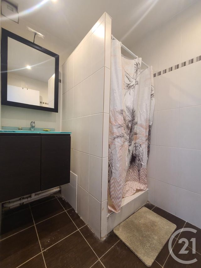 Appartement F2 à louer - 2 pièces - 40,38 m2 - Evry - 91 - ILE-DE-FRANCE