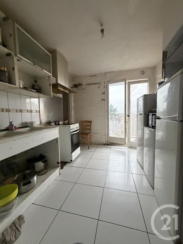 Appartement à vendre - 5 pièces - 101,63 m2 - Evry - 91 - ILE-DE-FRANCE