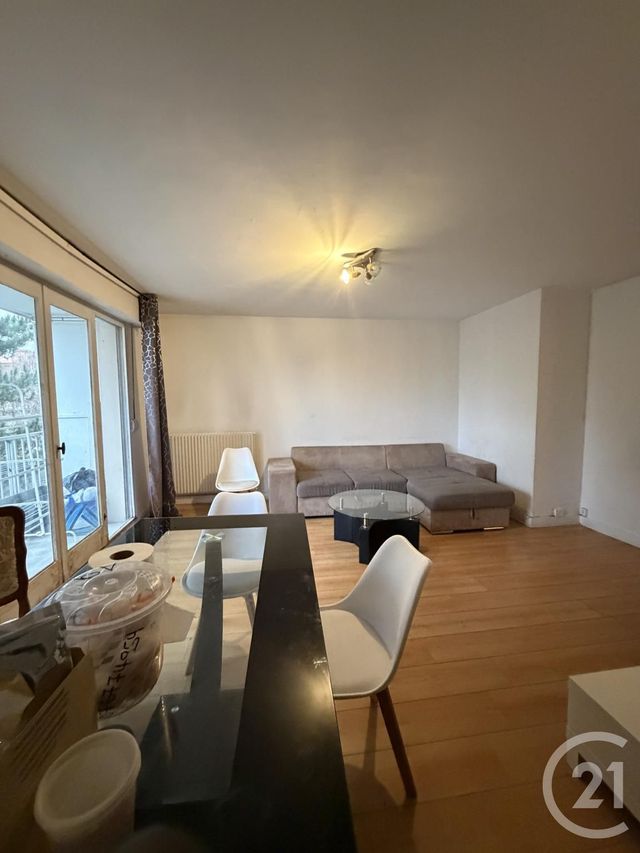 Appartement à vendre - 5 pièces - 101,63 m2 - Evry - 91 - ILE-DE-FRANCE
