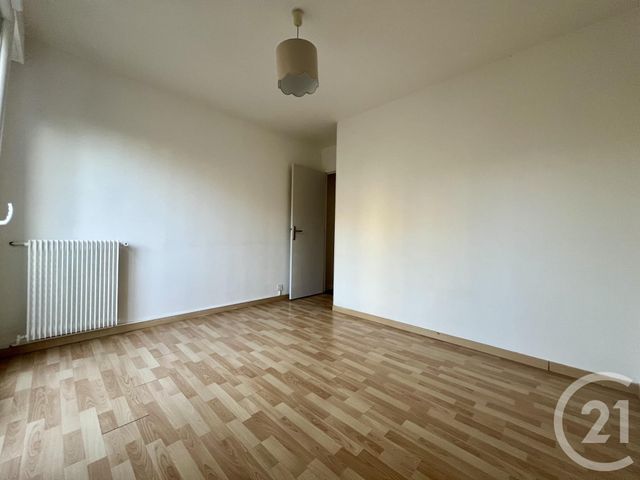 Appartement F4 &agrave; louer - 4 pi&egrave;ces - 84,30 m2 - Ris Orangis - 91 - ILE-DE-FRANCE