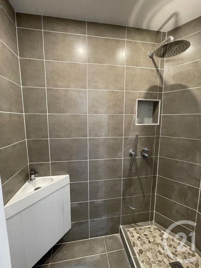 Appartement F4 &agrave; louer - 4 pi&egrave;ces - 78,50 m2 - Evry - 91 - ILE-DE-FRANCE