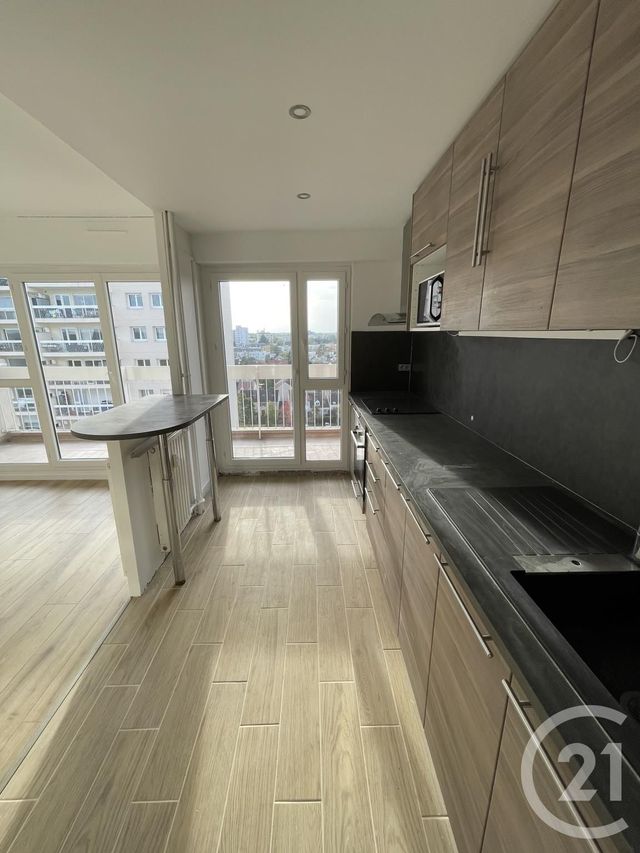 Appartement F4 &agrave; louer - 4 pi&egrave;ces - 78,50 m2 - Evry - 91 - ILE-DE-FRANCE