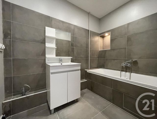 Appartement F4 &agrave; louer - 4 pi&egrave;ces - 78,50 m2 - Evry - 91 - ILE-DE-FRANCE