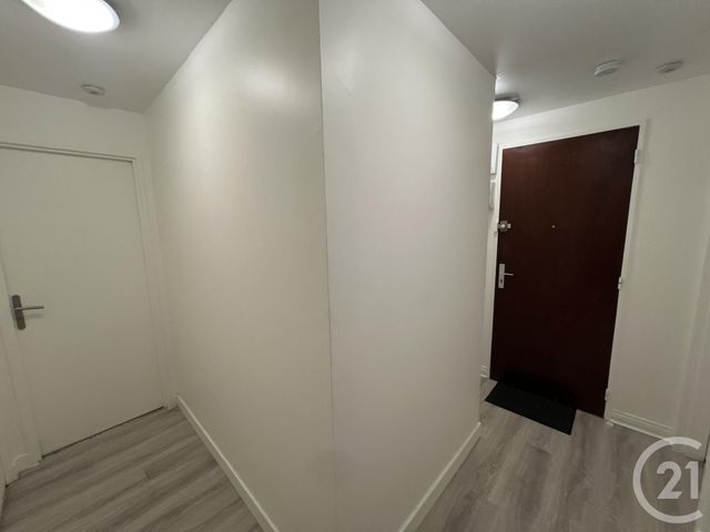 Appartement Chambre &agrave; louer - 1 pi&egrave;ce - 18,40 m2 - Evry - 91 - ILE-DE-FRANCE