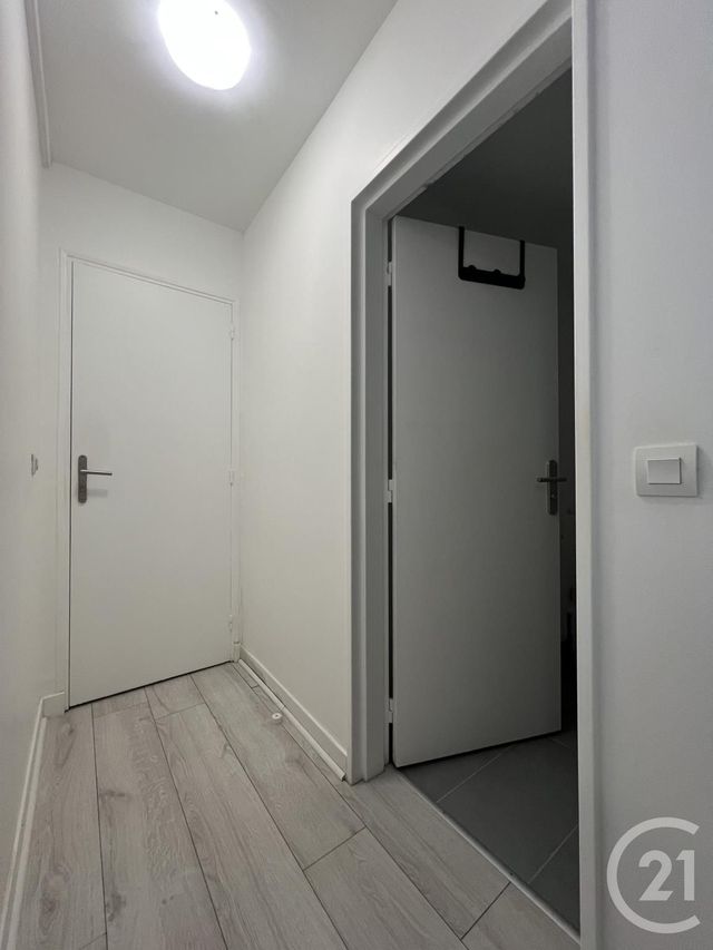 Appartement Chambre &agrave; louer - 1 pi&egrave;ce - 18,40 m2 - Evry - 91 - ILE-DE-FRANCE