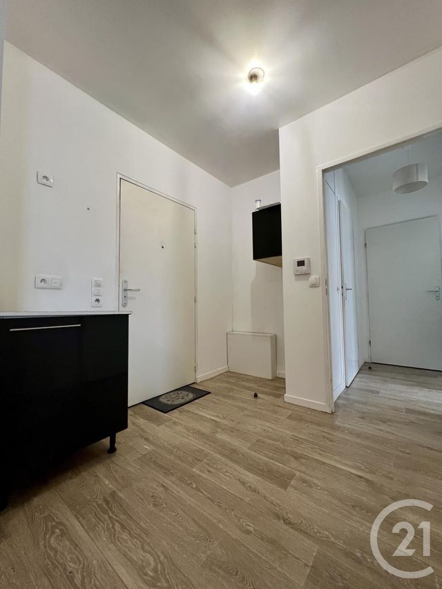 Appartement F3 &agrave; louer - 3 pi&egrave;ces - 57,33 m2 - Corbeil Essonnes - 91 - ILE-DE-FRANCE