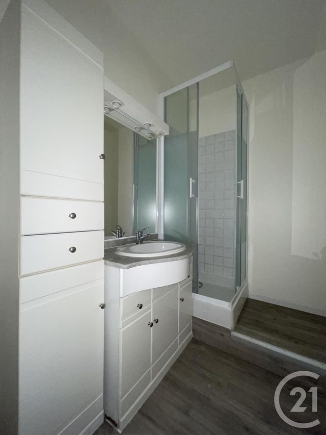 Appartement F2 bis &agrave; louer - 2 pi&egrave;ces - 58,61 m2 - Evry - 91 - ILE-DE-FRANCE