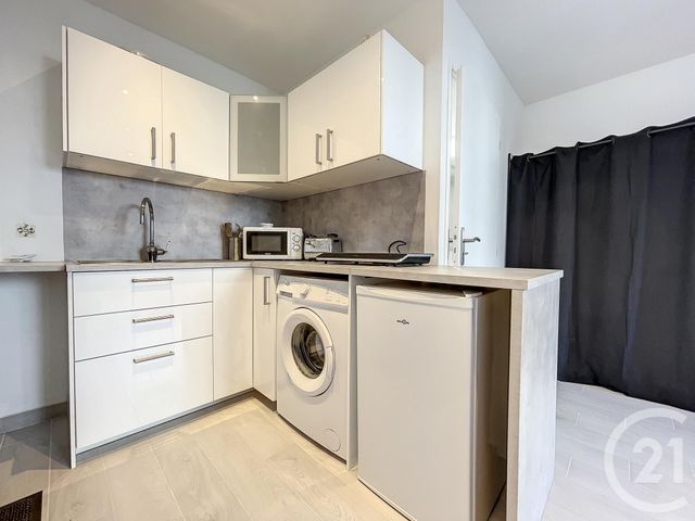 Appartement F1 &agrave; louer - 1 pi&egrave;ce - 21,59 m2 - Evry - 91 - ILE-DE-FRANCE