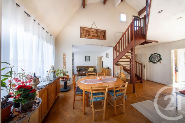 Appartement F5 &agrave; vendre - 5 pi&egrave;ces - 101,57 m2 - Evry - 91 - ILE-DE-FRANCE