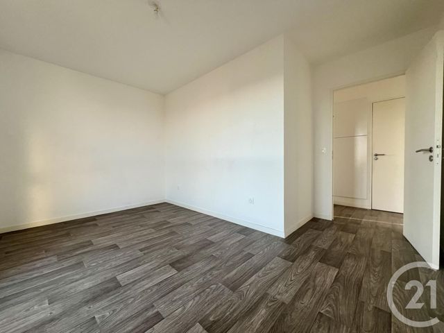 Appartement F3 &agrave; louer - 3 pi&egrave;ces - 64,43 m2 - Evry - 91 - ILE-DE-FRANCE
