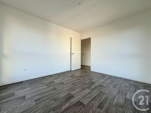 Appartement F3 &agrave; louer - 3 pi&egrave;ces - 64,43 m2 - Evry - 91 - ILE-DE-FRANCE