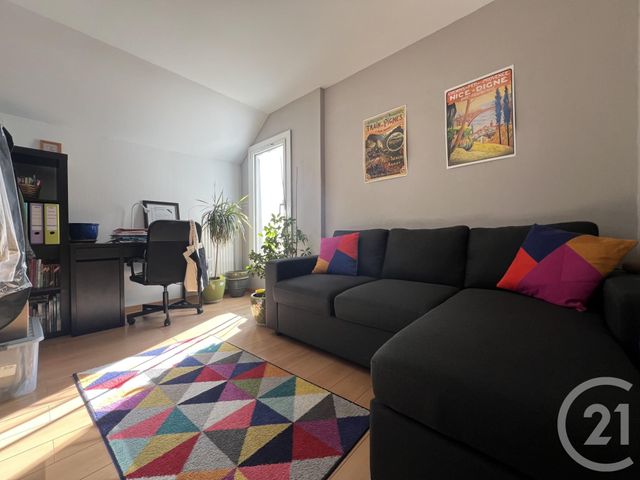 Appartement F5 &agrave; louer - 5 pi&egrave;ces - 90,71 m2 - Etiolles - 91 - ILE-DE-FRANCE