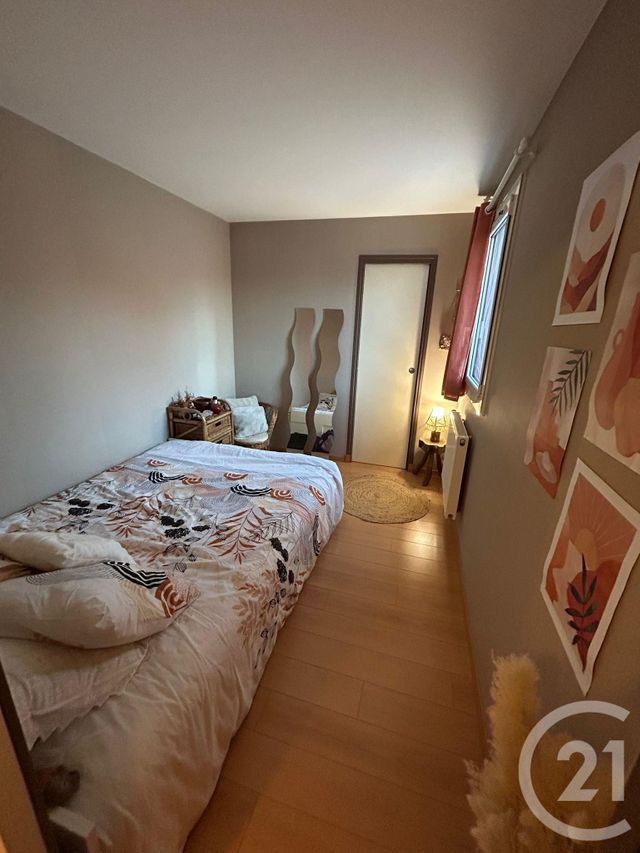 Appartement F5 &agrave; louer - 5 pi&egrave;ces - 90,71 m2 - Etiolles - 91 - ILE-DE-FRANCE