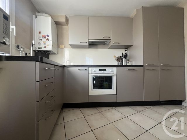 Appartement F5 &agrave; louer - 5 pi&egrave;ces - 90,71 m2 - Etiolles - 91 - ILE-DE-FRANCE