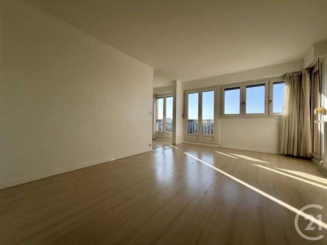 Appartement F4 &agrave; louer - 4 pi&egrave;ces - 76,26 m2 - Evry - 91 - ILE-DE-FRANCE