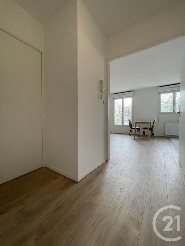 Appartement F2 &agrave; louer - 2 pi&egrave;ces - 44,30 m2 - Evry - 91 - ILE-DE-FRANCE