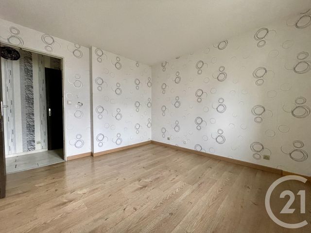 Appartement F3 &agrave; louer - 3 pi&egrave;ces - 54,86 m2 - Evry - 91 - ILE-DE-FRANCE