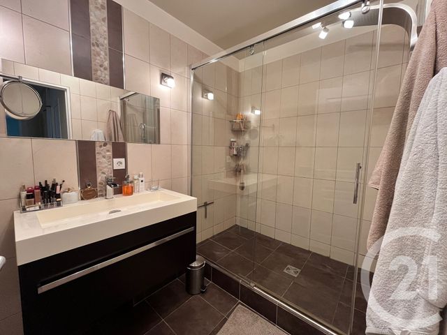 Appartement F3 &agrave; vendre - 3 pi&egrave;ces - 65 m2 - Evry - 91 - ILE-DE-FRANCE