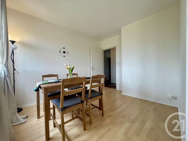 Appartement F3 &agrave; louer - 3 pi&egrave;ces - 67,06 m2 - Evry - 91 - ILE-DE-FRANCE
