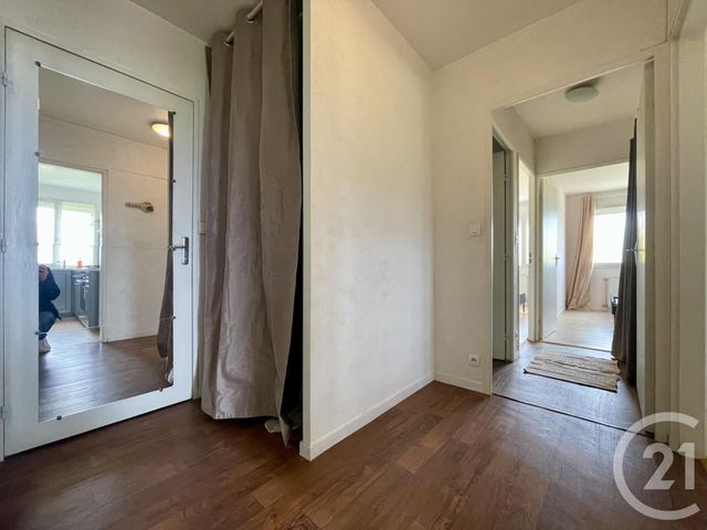 Appartement F3 &agrave; louer - 3 pi&egrave;ces - 67,06 m2 - Evry - 91 - ILE-DE-FRANCE