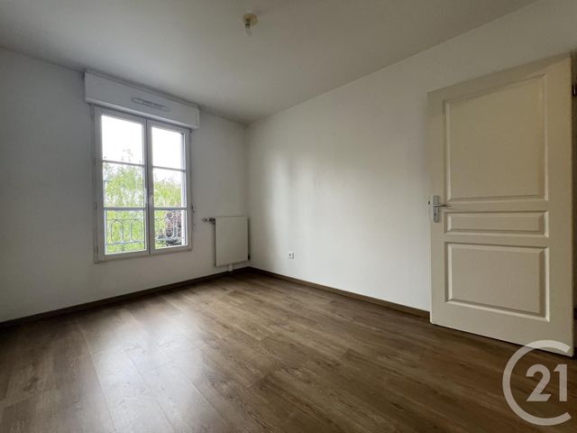 Appartement F3 &agrave; louer - 3 pi&egrave;ces - 65,45 m2 - Orsay - 91 - ILE-DE-FRANCE