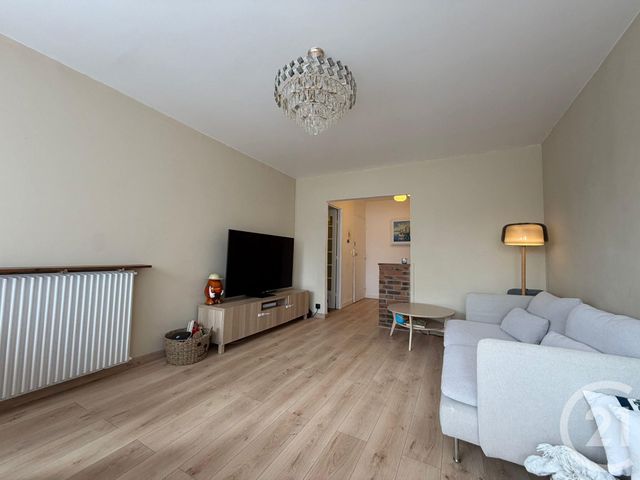 Appartement &agrave; vendre - 4 pi&egrave;ces - 77 m2 - Evry - 91 - ILE-DE-FRANCE