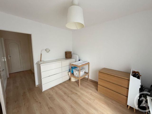 Appartement &agrave; vendre - 4 pi&egrave;ces - 77 m2 - Evry - 91 - ILE-DE-FRANCE