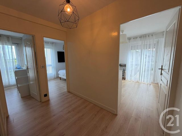 Appartement &agrave; vendre - 4 pi&egrave;ces - 77 m2 - Evry - 91 - ILE-DE-FRANCE