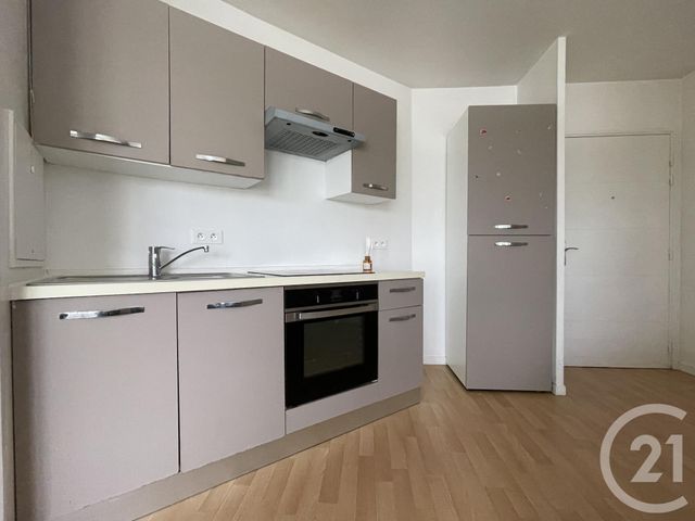 Appartement F3 &agrave; louer - 3 pi&egrave;ces - 55,61 m2 - Evry - 91 - ILE-DE-FRANCE