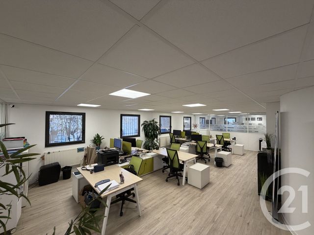 Bureaux à vendre - 138.0 m2 - 91 - Essonne